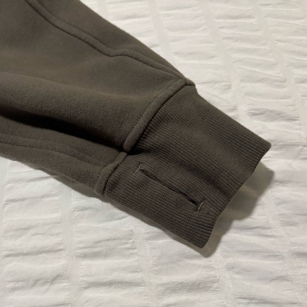 Lululemon Athletica Army Green Half-Zip Sweatshirt - Picture 4 of 7